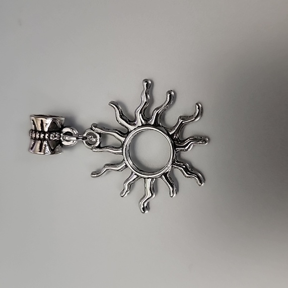 SUN Charm for  Style Bracelets Fits Pandora Systems - Picture 1 of 2